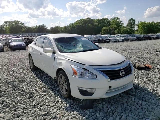 2013 Nissan Altima 2.5 VIN: 1N4AL3AP8DN456383 Lot: 56654695