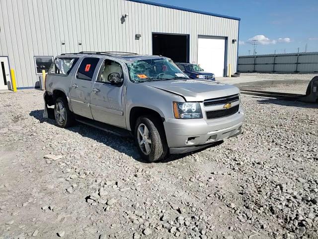 2007 Chevrolet Suburban K1500 VIN: 1GNFK16397J218901 Lot: 55695095