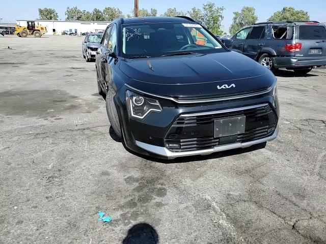 2023 Kia Niro Sx VIN: KNDCT3LE4P5093714 Lot: 57182585