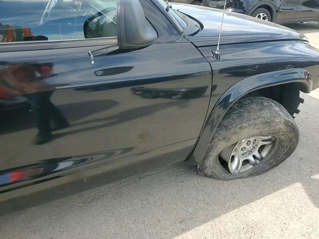 2002 Dodge Dakota Quad Sport VIN: 1B7HL38X02S720595 Lot: 57847915