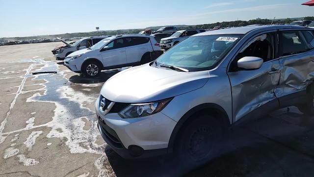 2017 Nissan Rogue Sport S VIN: JN1BJ1CP2HW004406 Lot: 58179675