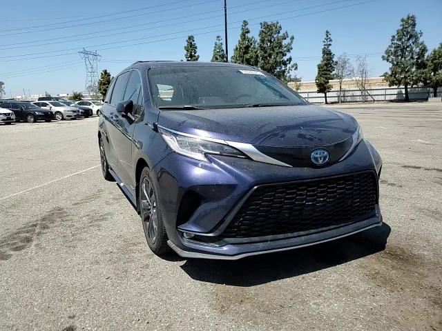 2021 Toyota Sienna Xse VIN: 5TDXRKECXMS041127 Lot: 56988725