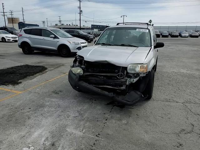 2003 Ford Escape Xls VIN: 1FMYU02123KA02415 Lot: 56074125