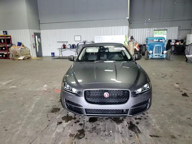 2018 Jaguar Xe Prestige VIN: SAJAK4EV3JCP22879 Lot: 57568105