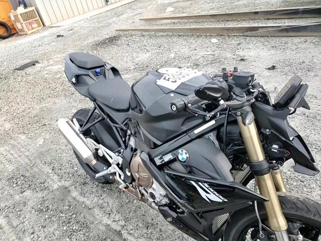 2024 BMW S 1000 R VIN: WB10E5306R6J61213 Lot: 58957885
