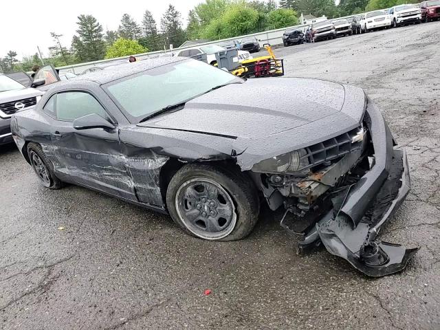 2013 Chevrolet Camaro Ls VIN: 2G1FA1E38D9223116 Lot: 56469025