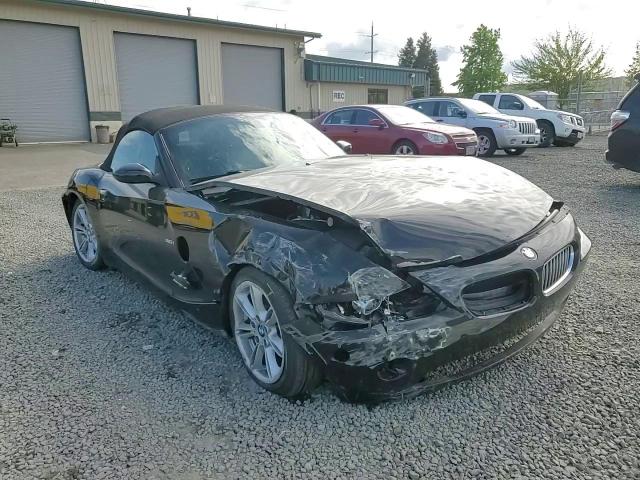 2005 BMW Z4 3.0 VIN: 4USBT53575LT29105 Lot: 56063165