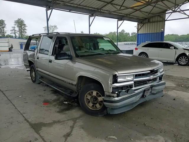 1999 Chevrolet Suburban C1500 VIN: 3GNEC16R1XG164265 Lot: 58345065