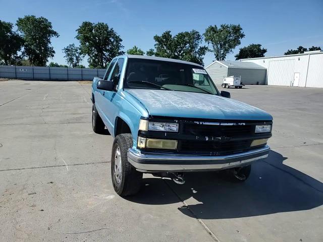 1995 Chevrolet Gmt-400 K1500 VIN: 1GCEK19K8SE267810 Lot: 57310745
