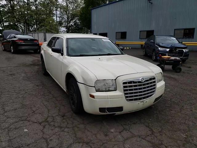 2007 Chrysler 300 VIN: 2C3KA43R37H888695 Lot: 56928555