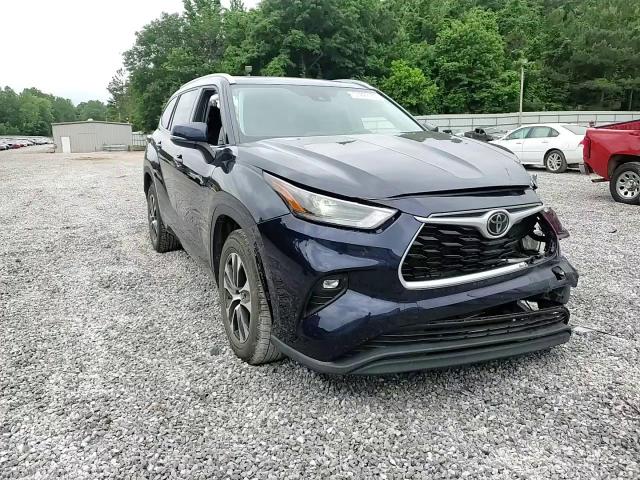 2022 Toyota Highlander Xle VIN: 5TDGZRAH3NS544221 Lot: 57222185