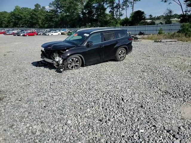 2022 Toyota Highlander Xle VIN: 5TDGZRAH6NS132648 Lot: 57110085