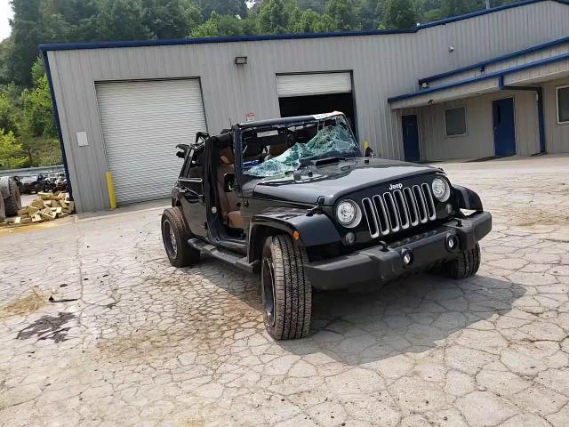 2017 Jeep Wrangler - Image 11