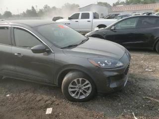 2020 Ford Escape - Image 11