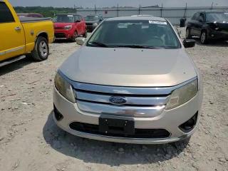2010 Ford Fusion - Image 11