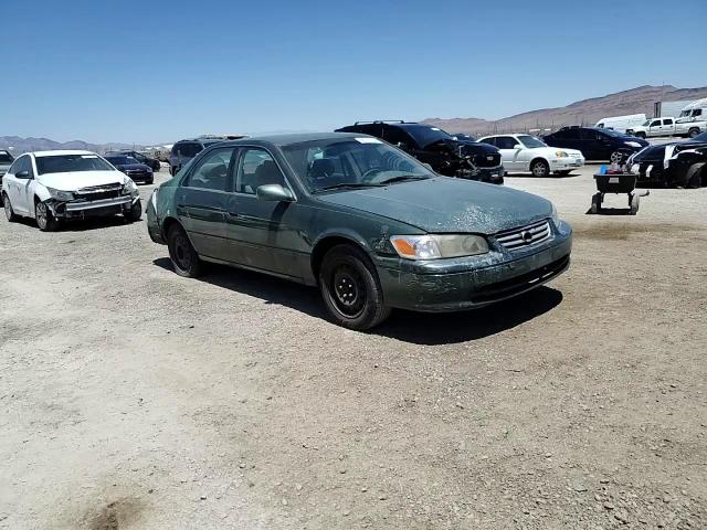 2000 Toyota Camry Ce VIN: JT2BG22K1Y0440117 Lot: 69445304