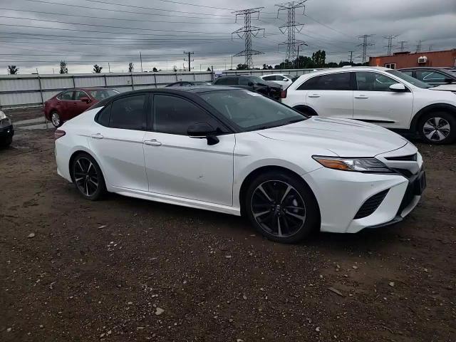 4T1B61HK2KU209959 2019 Toyota Camry Xse