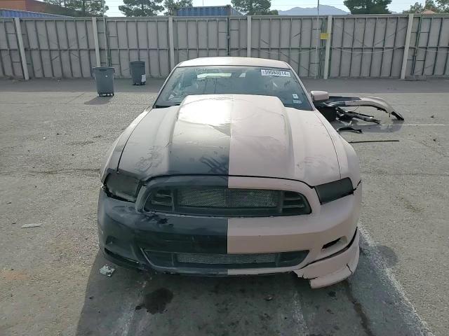 2014 Ford Mustang - Image 10