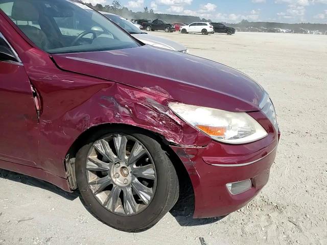 2010 Hyundai Genesis 3.8L VIN: KMHGC4DE0AU076987 Lot: 58654424