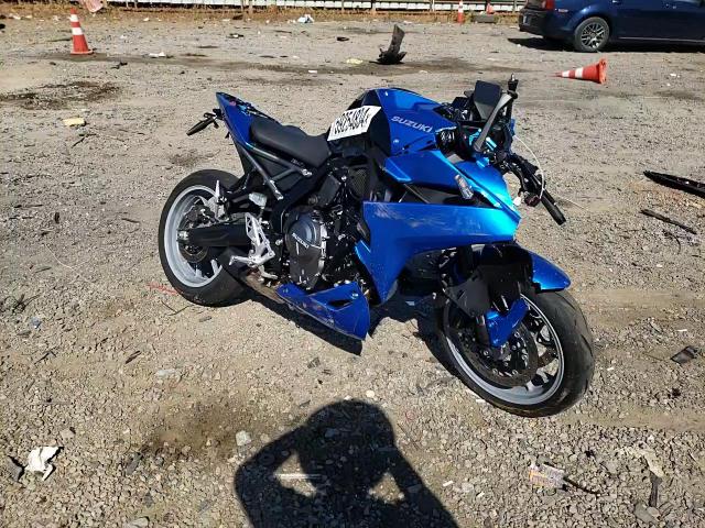 2024 Suzuki Gsx800 F VIN: JS1EM13B1R7100149 Lot: 59254834