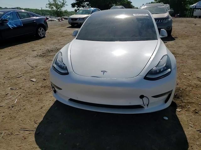 5YJ3E1EB8KF413822 2019 Tesla Model 3