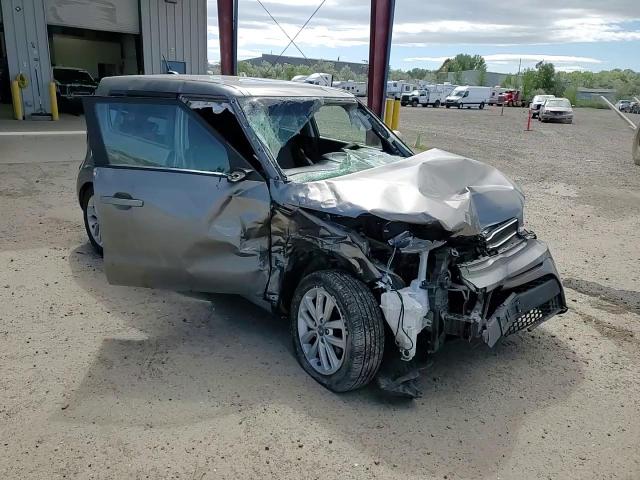 2018 Kia Soul + VIN: KNDJP3A57J7527215 Lot: 57699754