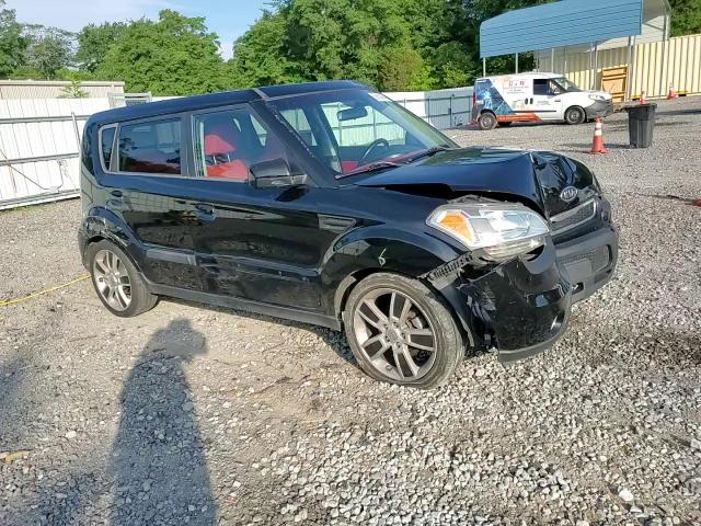 2010 Kia Soul + VIN: KNDJT2A2XA7113003 Lot: 58600884