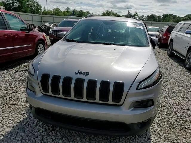 2018 Jeep Cherokee Latitude VIN: 1C4PJLCB2JD577021 Lot: 58499164