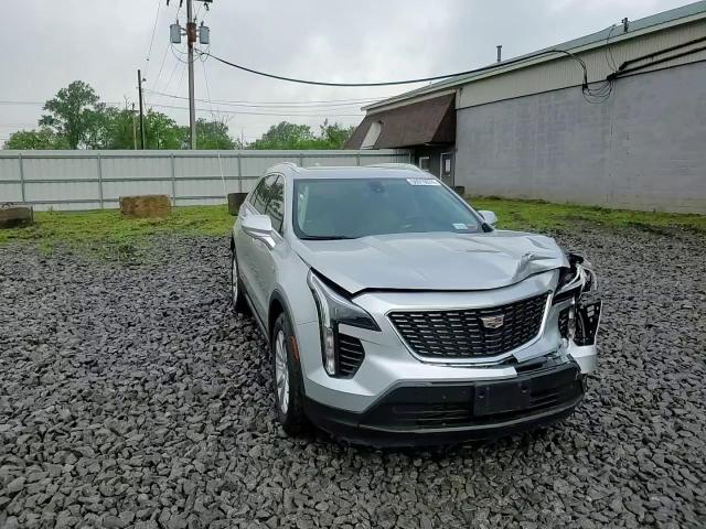 1GYAZAR46KF103018 2019 Cadillac Xt4 Luxury