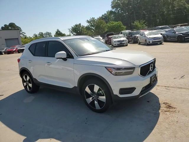 2019 Volvo Xc40 T5 Momentum VIN: YV4162XZ2K2012948 Lot: 58708454