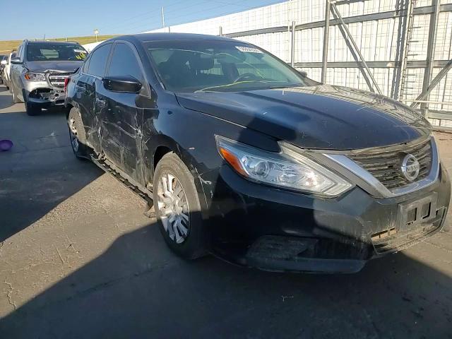 2016 Nissan Altima - Image 10