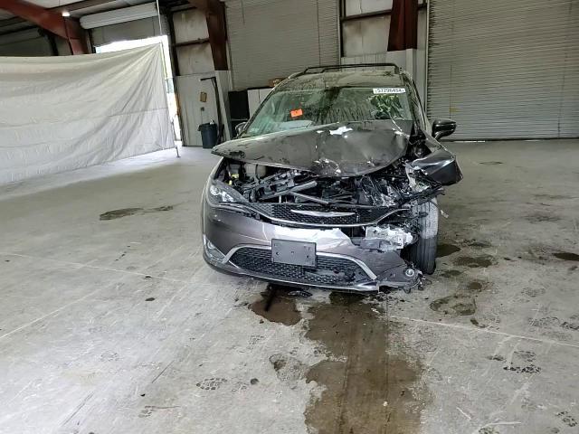 2018 Chrysler Pacifica Touring L VIN: 2C4RC1BG6JR128295 Lot: 57296454