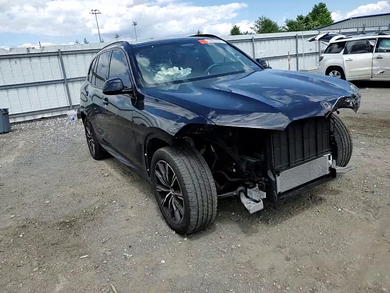 Фото: 5UXCR6C07N9J93993