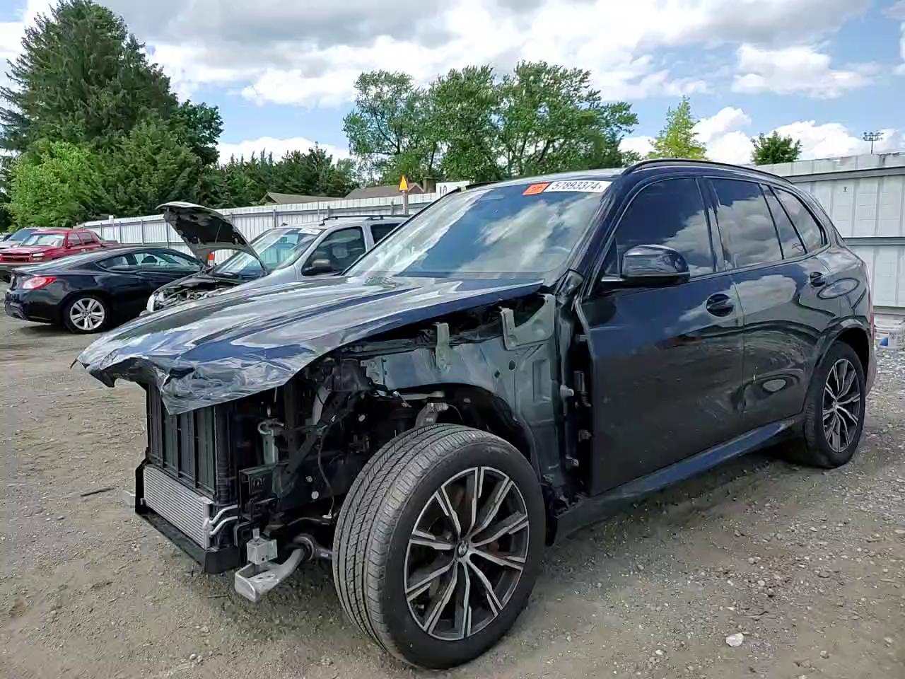 Фото: 5UXCR6C07N9J93993