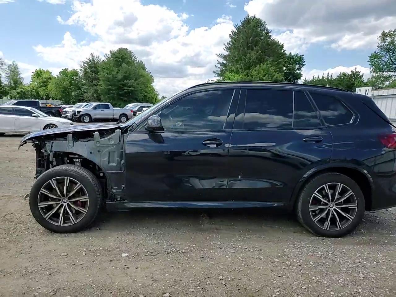 Фото: 5UXCR6C07N9J93993