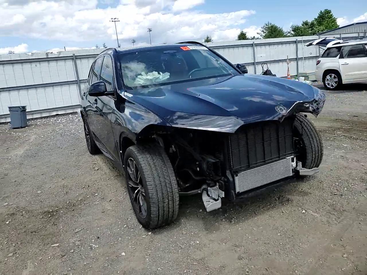 Фото: 5UXCR6C07N9J93993