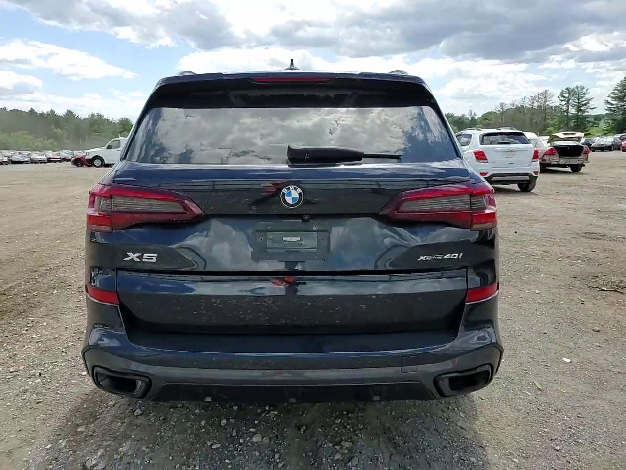 Фото: 5UXCR6C07N9J93993