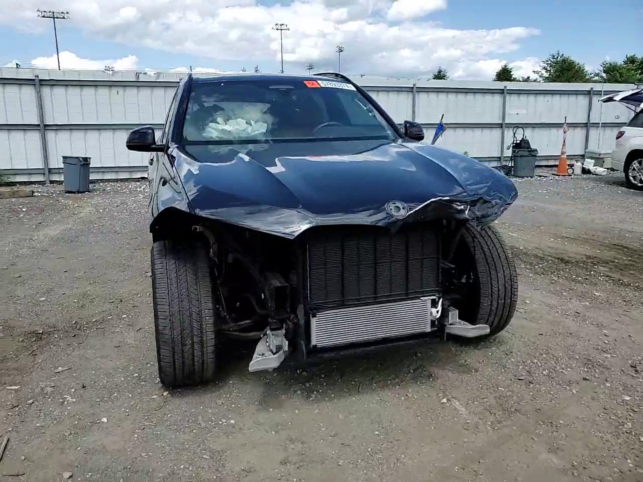 Фото: 5UXCR6C07N9J93993