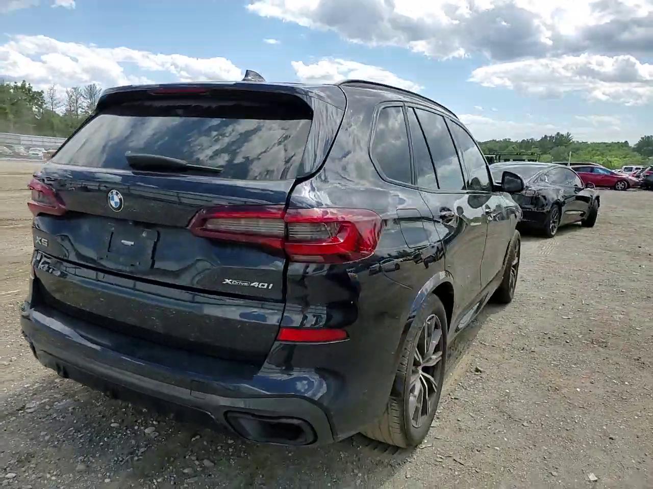 Фото: 5UXCR6C07N9J93993