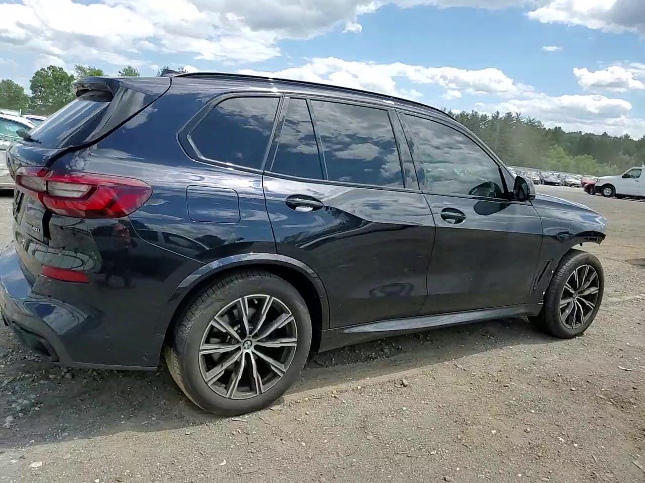 Фото: 5UXCR6C07N9J93993