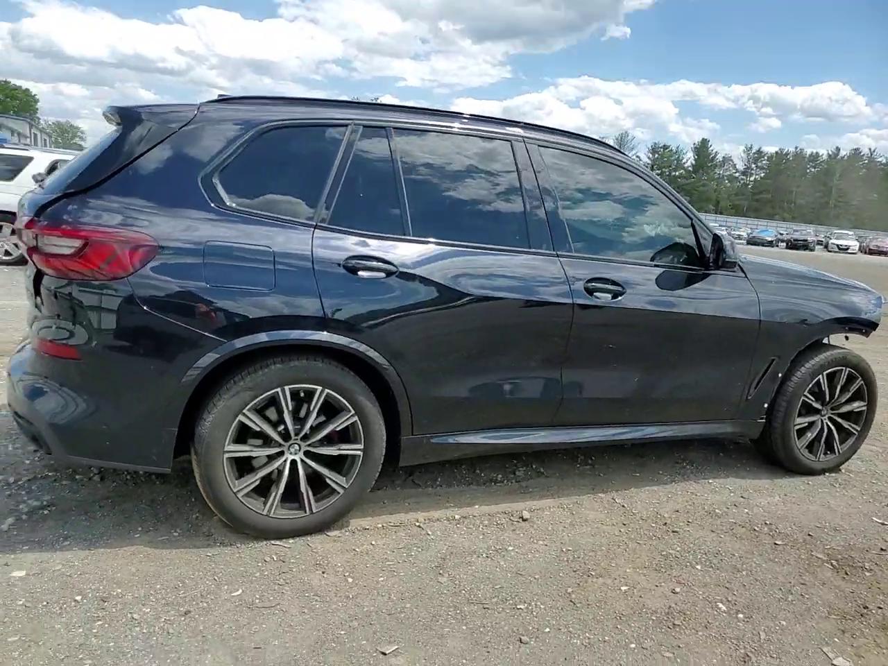 Фото: 5UXCR6C07N9J93993