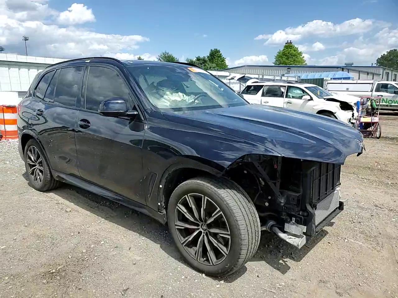 Фото: 5UXCR6C07N9J93993