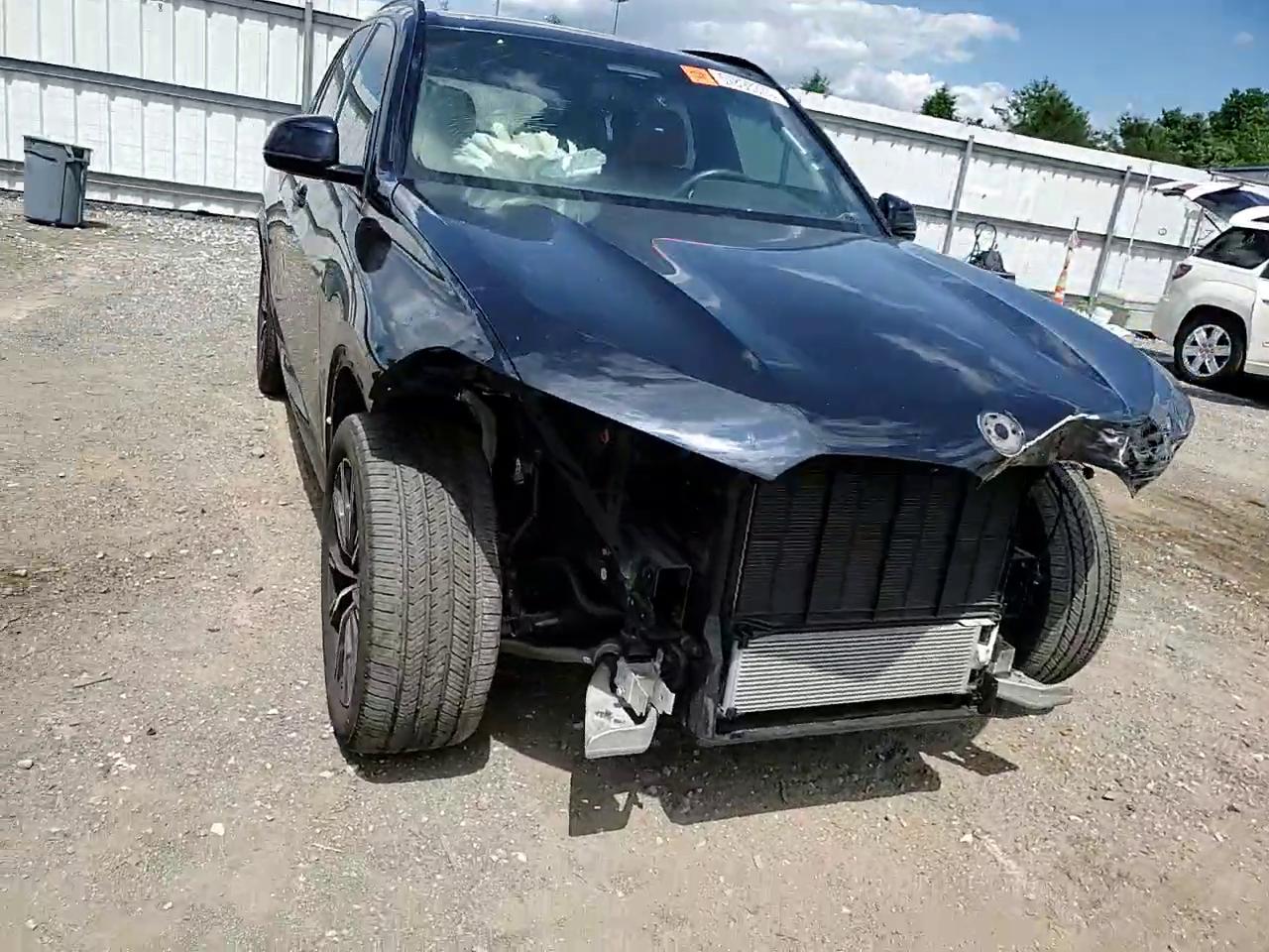 Фото: 5UXCR6C07N9J93993