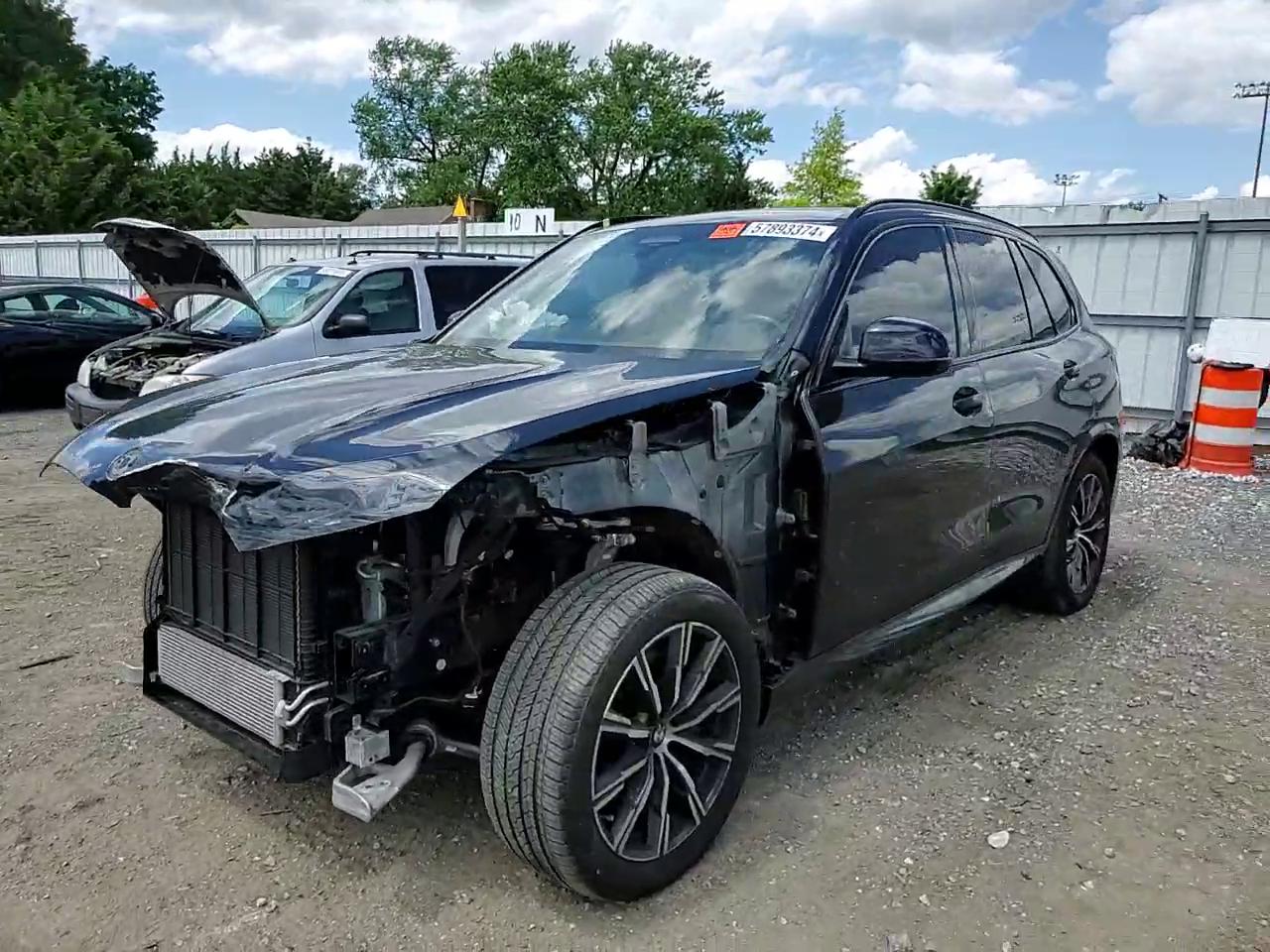 Фото: 5UXCR6C07N9J93993