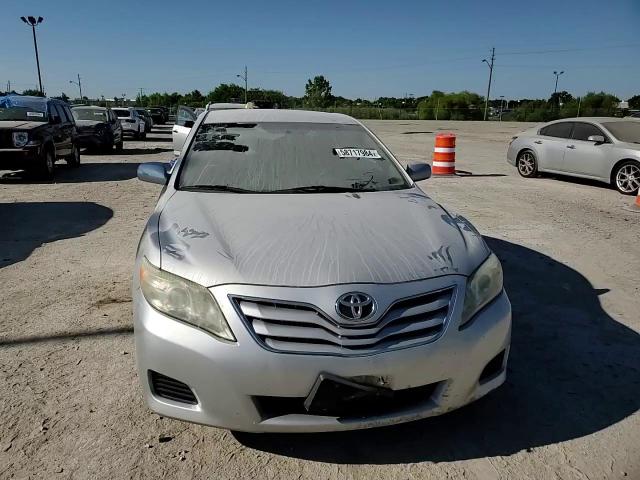2010 Toyota Camry - Image 10