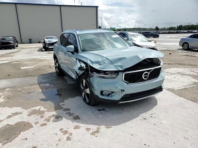 2019 Volvo Xc40 T5 Momentum VIN: YV4162UK9K2111337 Lot: 60194294