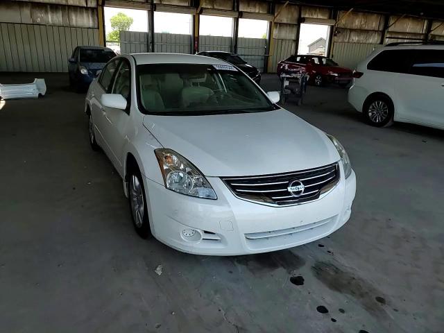 2011 Nissan Altima Base VIN: 1N4AL2AP0BC182230 Lot: 59693544