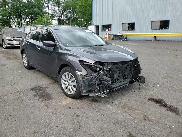 2013 Nissan Altima - Image 10