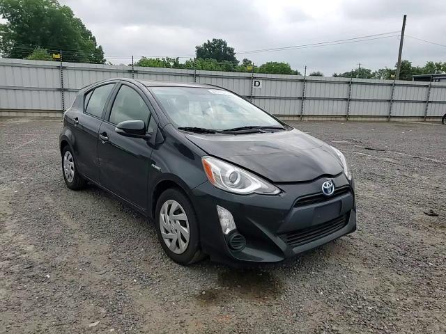 2015 Toyota Prius C VIN: JTDKDTB32F1584118 Lot: 57516374