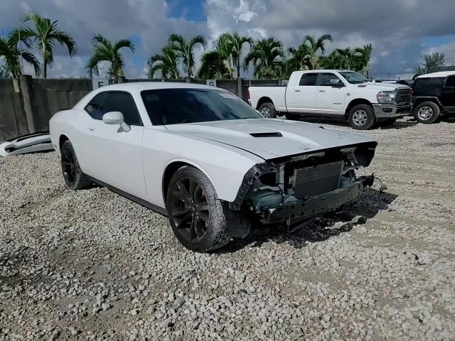 2018 Dodge Challenger Sxt VIN: 2C3CDZAG5JH339369 Lot: 60644104